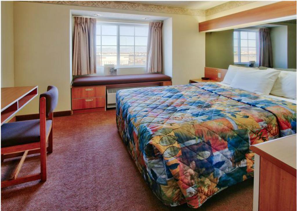 Western Skies Inn & Suites Los Lunas Exterior foto